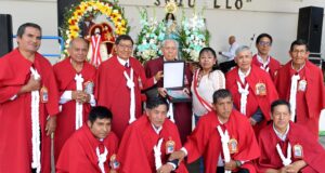 Alberto Huarcaya Neyra recibe emotivo reconocimiento por su incansable labor cultural en Lima