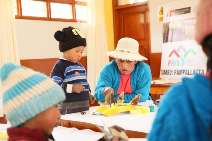 Más de 8000 madres que viven en lo profundo del país salen adelante con emprendimientos gracias a los Tambos del Midis