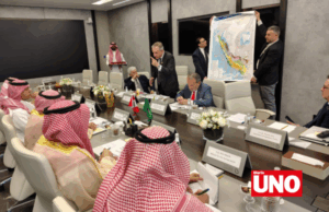 Perú firma acuerdo con países del Golfo para atraer inversiones mineras y energéticas