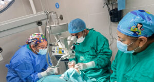 Realizarán operaciones a pacientes con cataratas de Madre de Dios en solo 30 minutos*