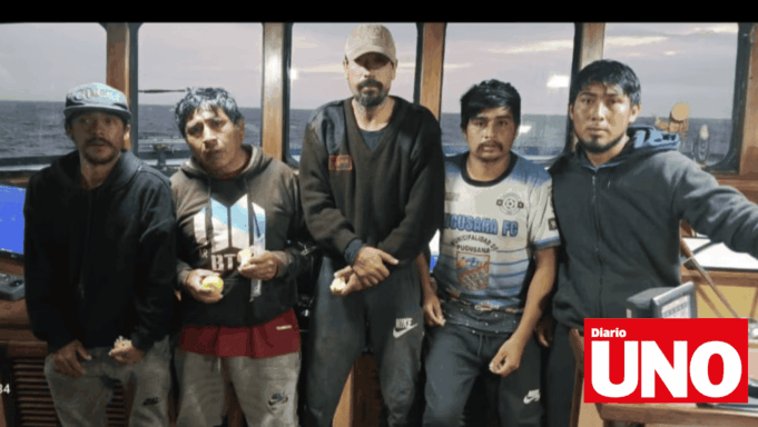 Hallan con vida a pescadores perdidos durante 55 días