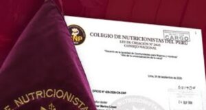Impulsan vacancia de decana de Colegio de Nutricionistas