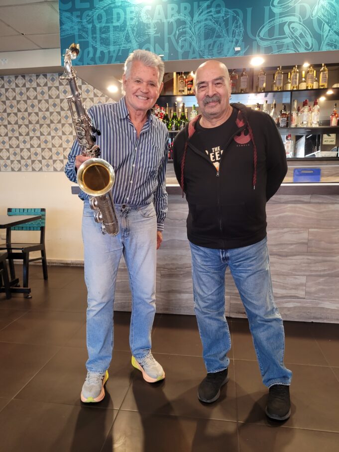 Jean Pierre Magnet y Andrés Dulude:“La canción avenida Larco es el himno nacional del rock”