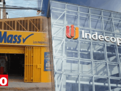 Tiendas Mass es sancionada por negligencia en accidente con clienta