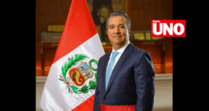 Raúl Pérez Reyes asume como ministro de Economía