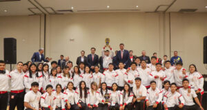 ¡Perú obtuvo el primer lugar por equipo en el Mundial U17 y Junior de Levantamiento de Pesas Lima 2025!