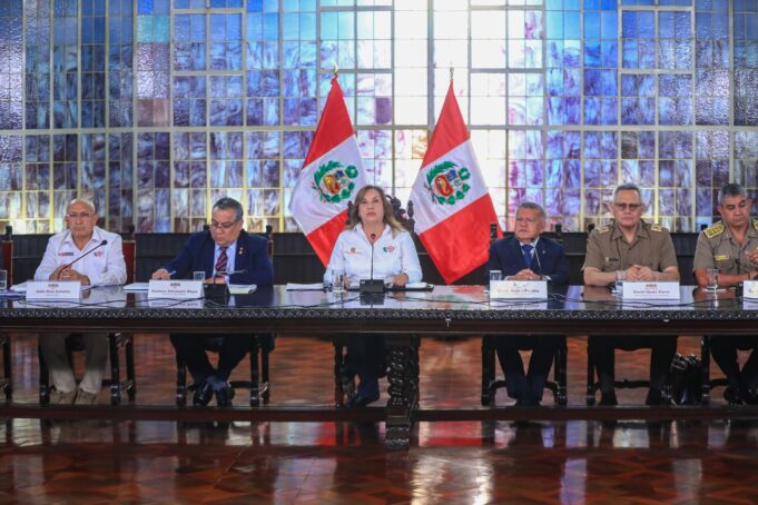 Gobierno de presidenta Boluarte dispone toque de queda y control territorial de las fuerzas armadas en Pataz