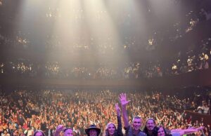 Gala “Molan los 90” fue un éxito con“The Sacados” y “Amistades Peligrosas”