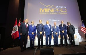 Exministro Luis Miguel Castilla: propone mesas de diálogo regionales para destrabar proyecto mineros