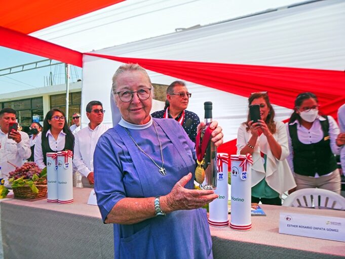 Vaticano: Presentan denuncia contra religiosa de Moro por invasión de terrenos