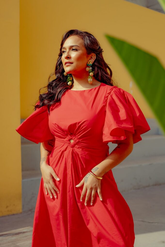 Daniela Darcourt estrena su álbum #5 a sus 29 años de edad! «Soy»