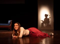Estrenan obra de teatro de autoficción: “No puedes dejar este cuerpo sin contar esta historia”