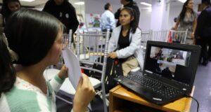 Midis destacó el esfuerzo de más de 120 jóvenes de centros poblados que accedieron a Beca 18 con apoyo de los Tambos