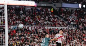 Ríver Plate goleó a Independiente del Valle 6-2 y este resultado favorece a Universitario