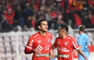 Cienciano goleó a Iquique 4-0 y es líder en su grupo de la Sudamericana. Define pase con Mineiro