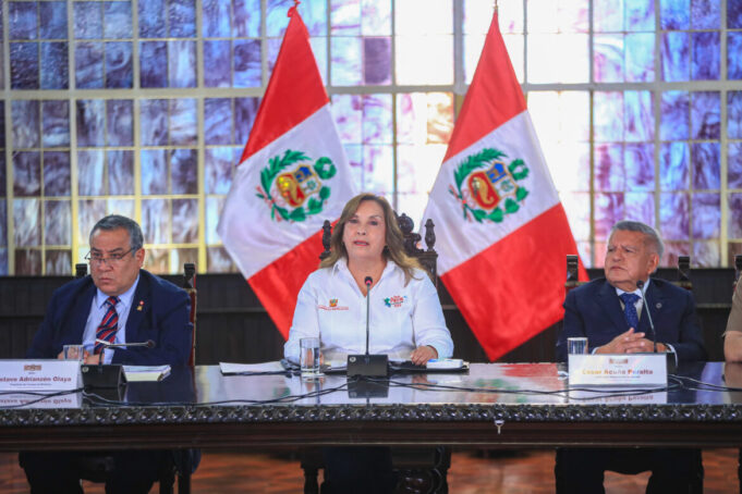 Toque de queda y militarización: Las medidas drásticas de Boluarte en Pataz tras masacre minera (video)
