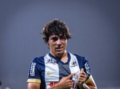 Alianza Lima venció a Alianza Universidad 2-0 y se metió a la pelea por lograr el Apertura