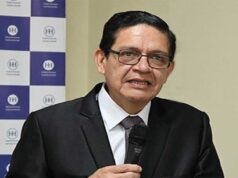 Presidente Segundo Acho y otros funcionarios de EsSalud son acusados de irregularidades