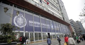 Denuncian presuntas coordinaciones irregulares contra Juan José Santiváñez