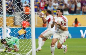 Boca Juniors con Advíncula empató 2-2 con Benfica en el estreno de ambos en el Mundial de Clubes