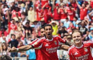 Benfica le ganó al Bayern Múnich 1-0 y ambos clasificaron a Octavos de Final del Mundial de Clubes
