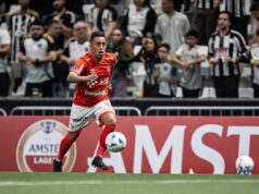 Presidente del Emelec Jorge Guzmán dijo que no pueden presentarlo a Cueva mientras no arregle salida de Cienciano