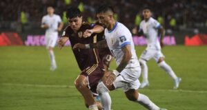 Venezuela se juega el Repecahje visitando a Uruguay en Montevideo