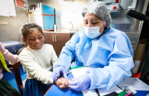 PIAS arribó a emblemática Isla Taquile para brindar más de 3600 atenciones a comunidades quechuas