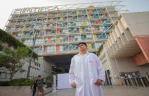 Gobierno duplica inversión en becas con un aumento de más del 55 % en el presupuesto