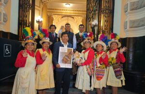 Congreso reconoce a agrupación folklórica de Huarochirí por sus 90 años