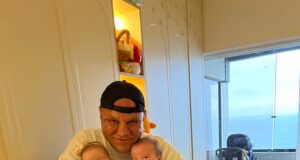 Mauricio Diez Canseco presentó a sus mellizos: «Son el motor de mi vida»(VIDEO)