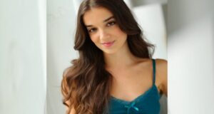 Joven actriz Lorenza Bernasconi triunfa en los escenarios de Estados Unidos