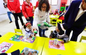 Ministra Leslie Urteaga: “Cada sol invertido debe llegar a los estudiantes en alimentos de calidad”