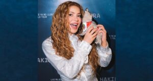 Shakira se emociona con homenaje del público peruano y anuncia conciertos en Lima