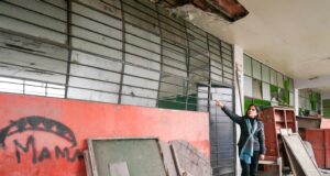 Exigen mejoramiento de colegio a punto de colapsar