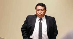 Congresista Luna sufre gran derrota política al no aprobarse retiro de AFP