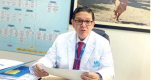 Presidente de EsSalud responde y plantea una reingeniería del sistema