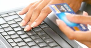 Delincuentes suplantan marcas de empresas para robar a consumidores a través de las redes sociales