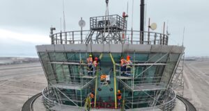 Ositrán multa con S/ 2.9 millones a LAP por vidrios defectuosos en torre de control del Jorge Chávez