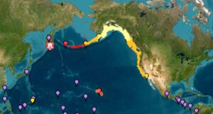 ¡Alerta! Tsunami en Rusia deja edificios sumergidos bajo el agua