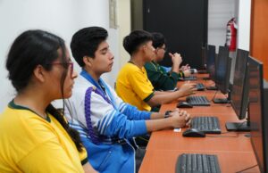 Minedu impulsa iniciativa Fábrica de Programadores para formar a escolares con certificación internacional en programación