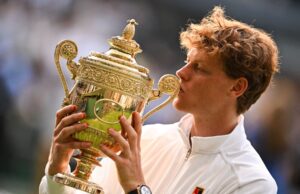 Sinner derrotó a Alcaraz por 3 sets a 1 y ganó su primer título en Wimbledon