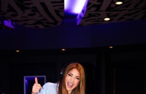 Shakira enciende las redes desde el estudio y promete nueva música en plena gira mundial