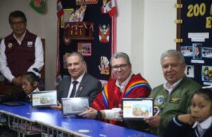 Cusco: Ministros de Educación y Defensa revaloran legado de colegios históricos
