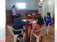 Día del Maestro: “Miss Roxana”, la profesora que enseña inglés a casi 4 mil metros de altura en un Tambo del Midis