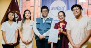 Colegio de Nutricionistas firma convenio con Salud en Casa