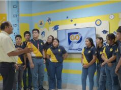 Un maestro que innova la educación en Ucayali a través del podcast y el streaming