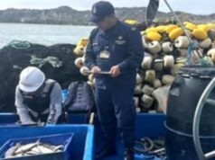 Tumbes: Fiscalía interviene embarcación pesquera con once personas y 4200 kilos de machete de hebra