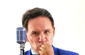 Ricardo Rondón junto a Patricio Suárez Vértiz , Amy Gutiérrez, Álvaro Rod ,entre otros en «Más de lo que te imaginas»