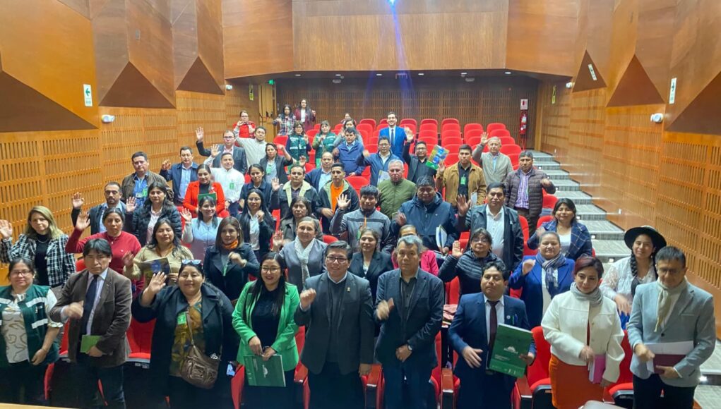 Autoridades locales apuestan por la cosecha de agua contra la crisis hídrica